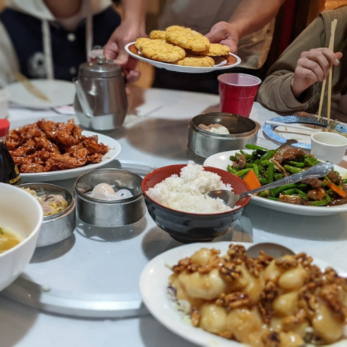 Family style chinese restaurant food
